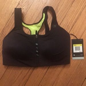 Nike Pro Zip sports bra